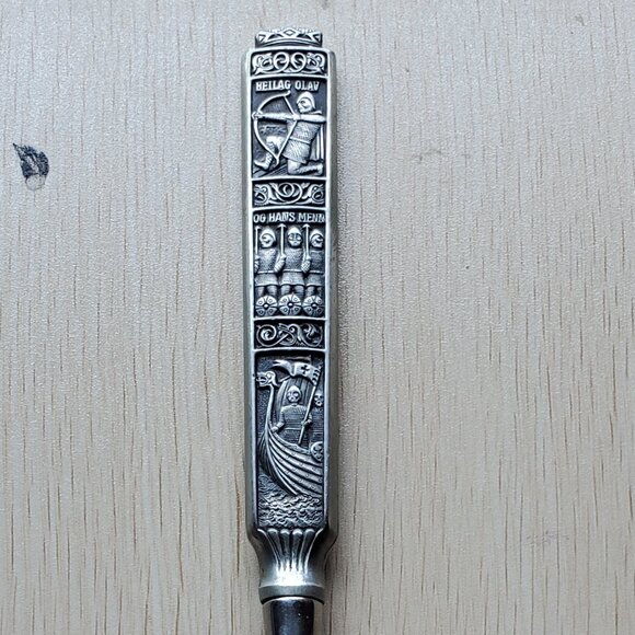 Vintage Kitchware Spar Norway Decorative Viking Handle Cheese Slicer Good - Picture 2 of 7